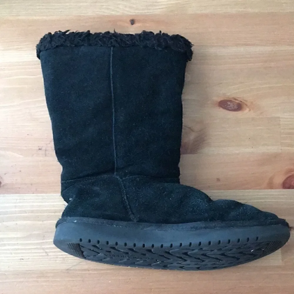 Koolaburra boots by Ugg black button up boots